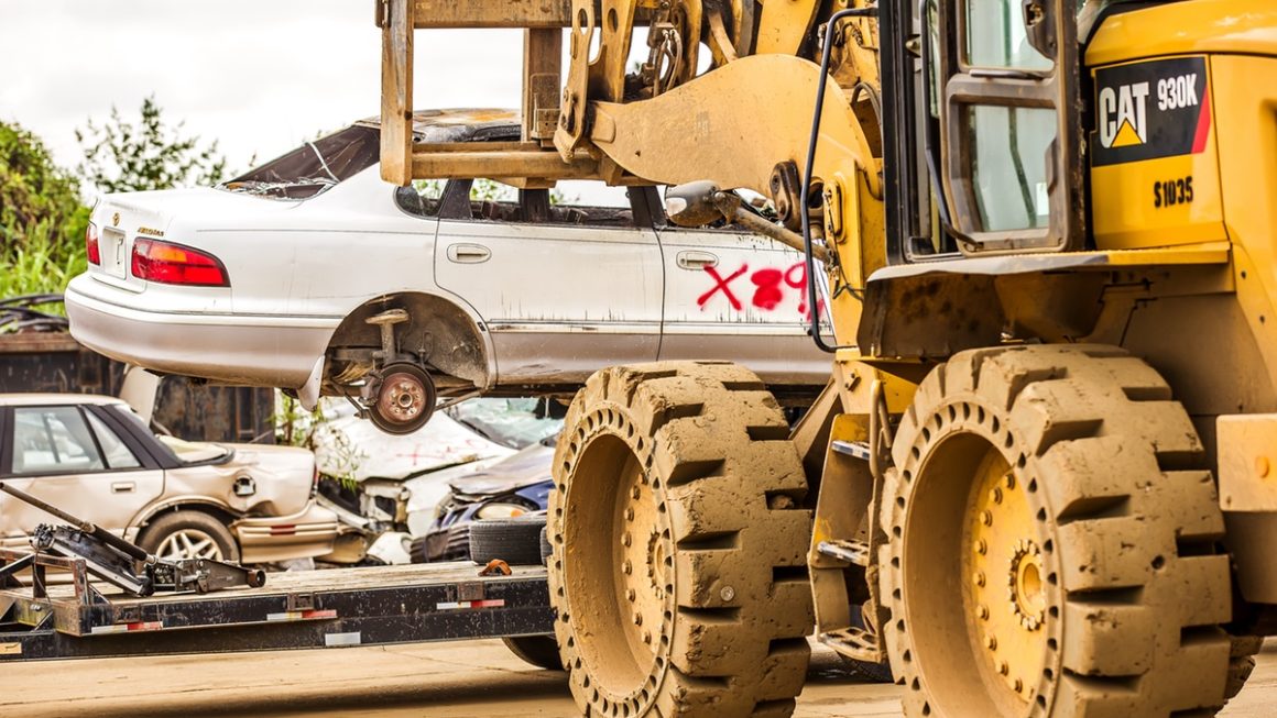 How Do You Determine When to Scrap Your Car?